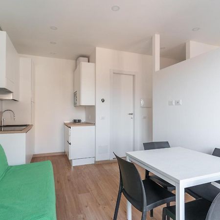 Cimiano Suite 21, New Apartment Milán Exteriér fotografie