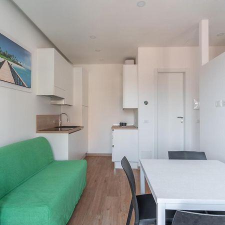Cimiano Suite 21, New Apartment Milán Exteriér fotografie