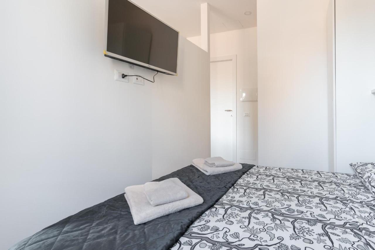 Cimiano Suite 21, New Apartment Milán Exteriér fotografie
